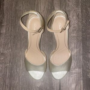 Clarks champagne 2.5” heels. New